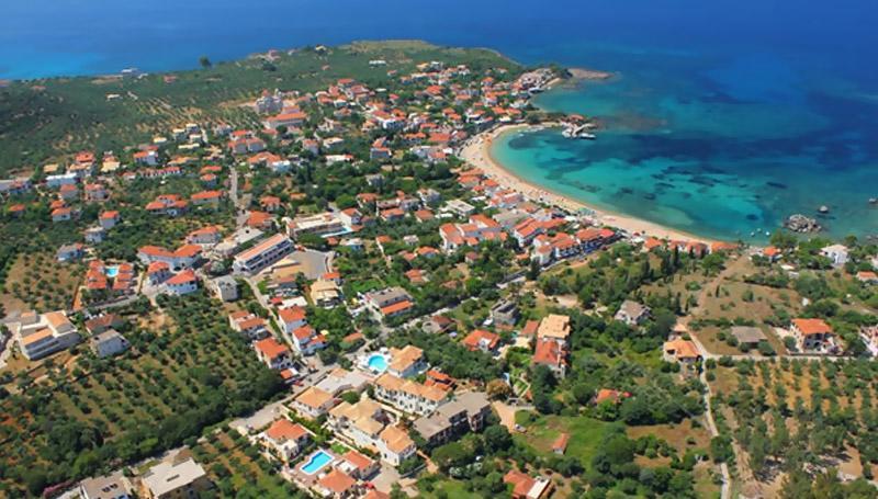 Finikes Apartments Stoupa Exterior photo
